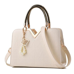 WOMEN SHOULDER BAG